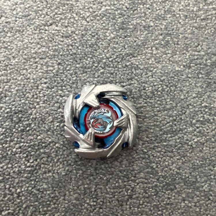 Blue Beyblade Launcher And Beyblade Parts 2